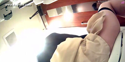 peeping Korean restaurant toilet.18