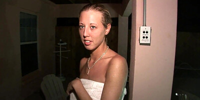 SpringBreakLife Video: Girls In A Hot Tub