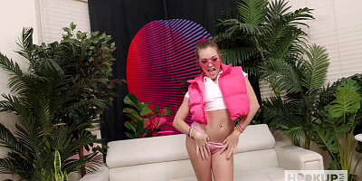 Katie Kush - Sweet Brunette Babe