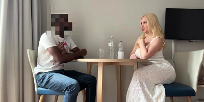 Je Baise Une Hongroise Blonde Au Gros Cul De Tinder - Kiara Lord