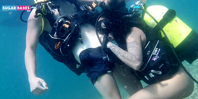 I fuck his *** Under the Water