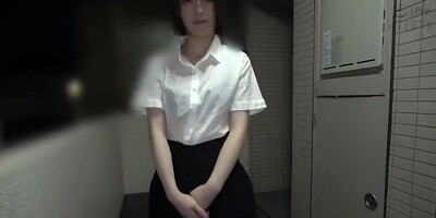 Kagp-294 Pee Everywhere! 33 Amateur Girls Urinating. 8