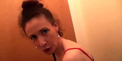 Escort Hunting For Scarlett Reds Cunt - Scarlet Red And Luke Hardy