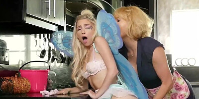 Pornstar does porn with the girlfriend's stepdaughter