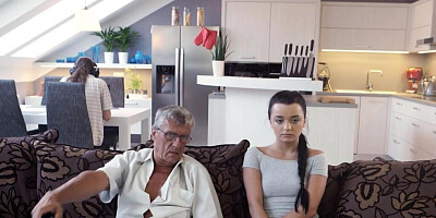 Horny minx sucks daddy's old cock behind boyfriend