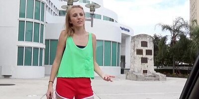 Stranded petite teen Jenna Marie slammed