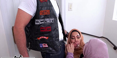 Violet Myers And Julianna Vega - And In Dick Sucking Competition (who Does It Better?)