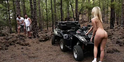 Candee Licious's outdoor smut by Anal Introductions