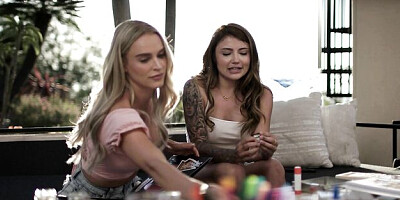 Dainty Adria Rae and Emma Hix's lesbian rimming action