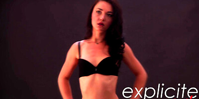 French pervert beauty anal and peeing