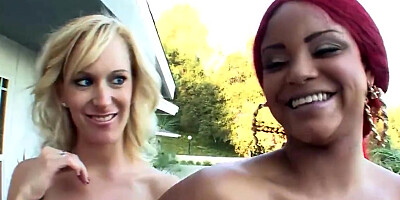 Erin Moore Throws Her Ass In The Air For Lavish Styles To Lick Her Pussy