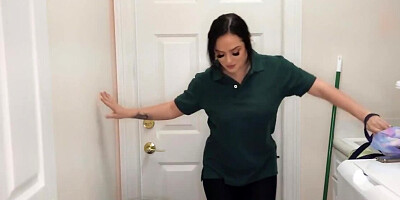 Lil D finds Macey Jade masturbating and goes drilling her