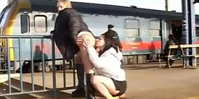 SLUTS CAUGHT ON CAMERA IN PUBLIC -: ukmike video