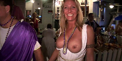 SpringBreakLife Video: Wild Toga Party