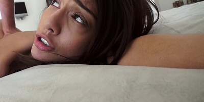 Janice Griffith - Girlfriend Deepthroats Hard Jock