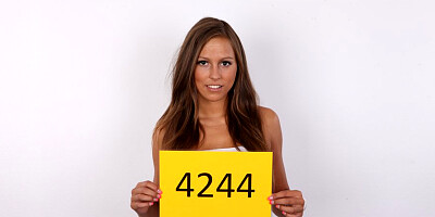 Hawt Taut 18yo Legal Age teenager 18+ Likes Strapon