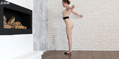 Beautiful Big Tits Legs Spreading Gymnast Emma Jomell