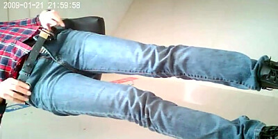 chinese girls go to the toilet.19