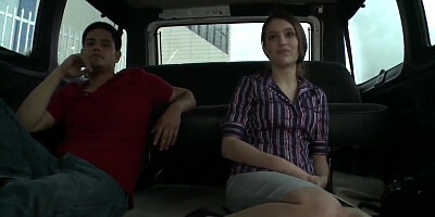 Cute amateur babe Zarena Summers earns money for undressing