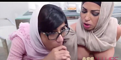 Horny Arabs - Mia Khalifa And Julianna Vega