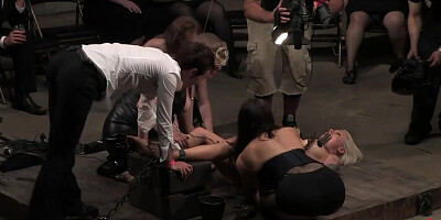 Pussy Live In The Armory (lorelei Lee, Princess Donna Dolore)