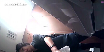 peeping Korean restaurant toilet.15