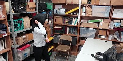 Thieving teen 18+ in hijab punished with facial