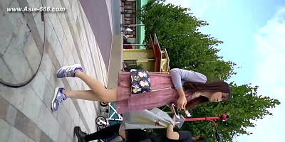 peeping chinese amateur upskirt.120