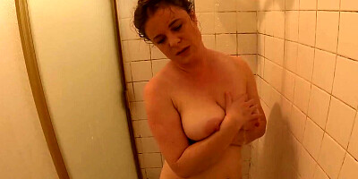 Taking shower together with stepmother costs sex