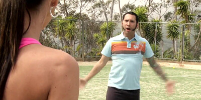 Jennifer Dark sucks a tennis player's cock