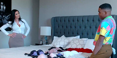 Jasmine Jae Fucks Her Stepsons Friend For Being Nosy
