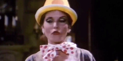 XXXJoX Ginger Hooker Gets Weird Harry