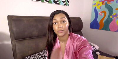 Ashlyn Peaks - Caught Stepmom Masturbating In My Bed On Pornhd With