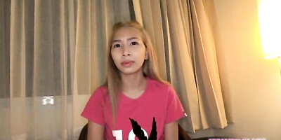 Slutty Bangkok's creampie scene