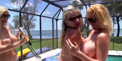 Threesome scene with three perfect women licking twat