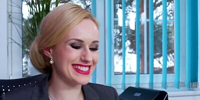 Blonde big tits Milf sucks massive geek cock before hard fucking