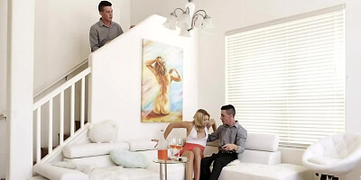 Twin guys lure naive blonde teen into unstoppable threesome