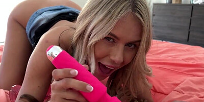 Summer Vixen playing wild sexual games with Haley Spades