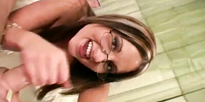 Watch looking-good sweetie's clip