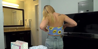 Isn'T This Wrong? I Don'T Know But It Feels Good Watching Stepsister Undress (Natalie Weston, Natalie Knight)