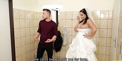 Bride 4K featuring Sofia Lee's czech clip