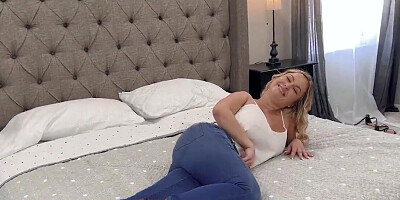 MILF with a breathtaking bum is ready to get screwed