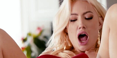 Pussy tasting experience showing two really kinky gals