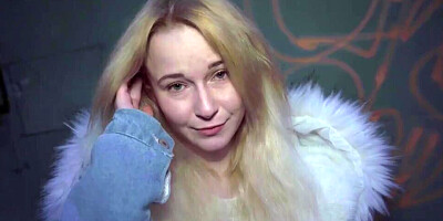 Blonde penetrated with agent's thick cock at his place