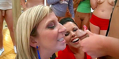 Phoenix Marie And Sara Jay - Pornstar Heaven With