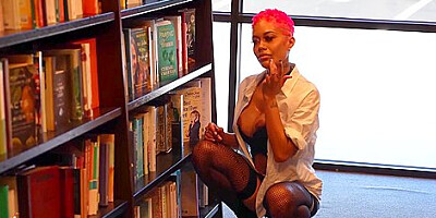 Jasamine Banks - Jas The Librarian