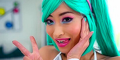 Ayumu Kase In Otaku Orgasm