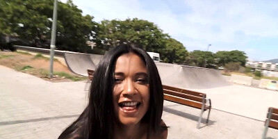 Guy is lucky to pick the Latina up in the street and fuck her