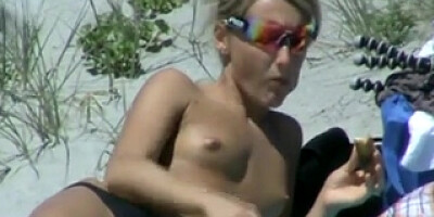 12.00 dollar Christmas off the hook embarks now until end of dec