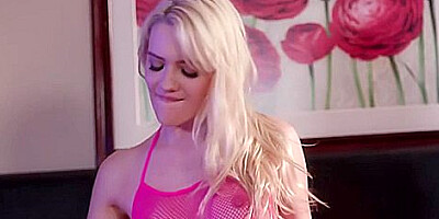 Lyra Law And Kenna James - Seductive Blond Hair Babe Babes And